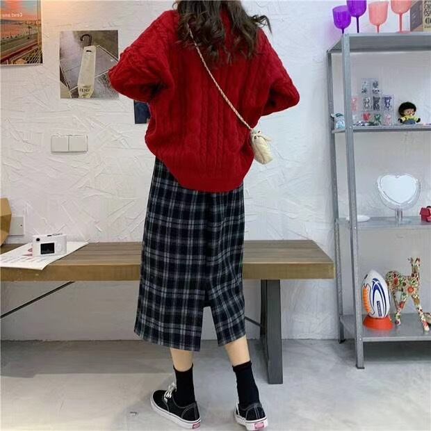 バッグスリットチェックスカート