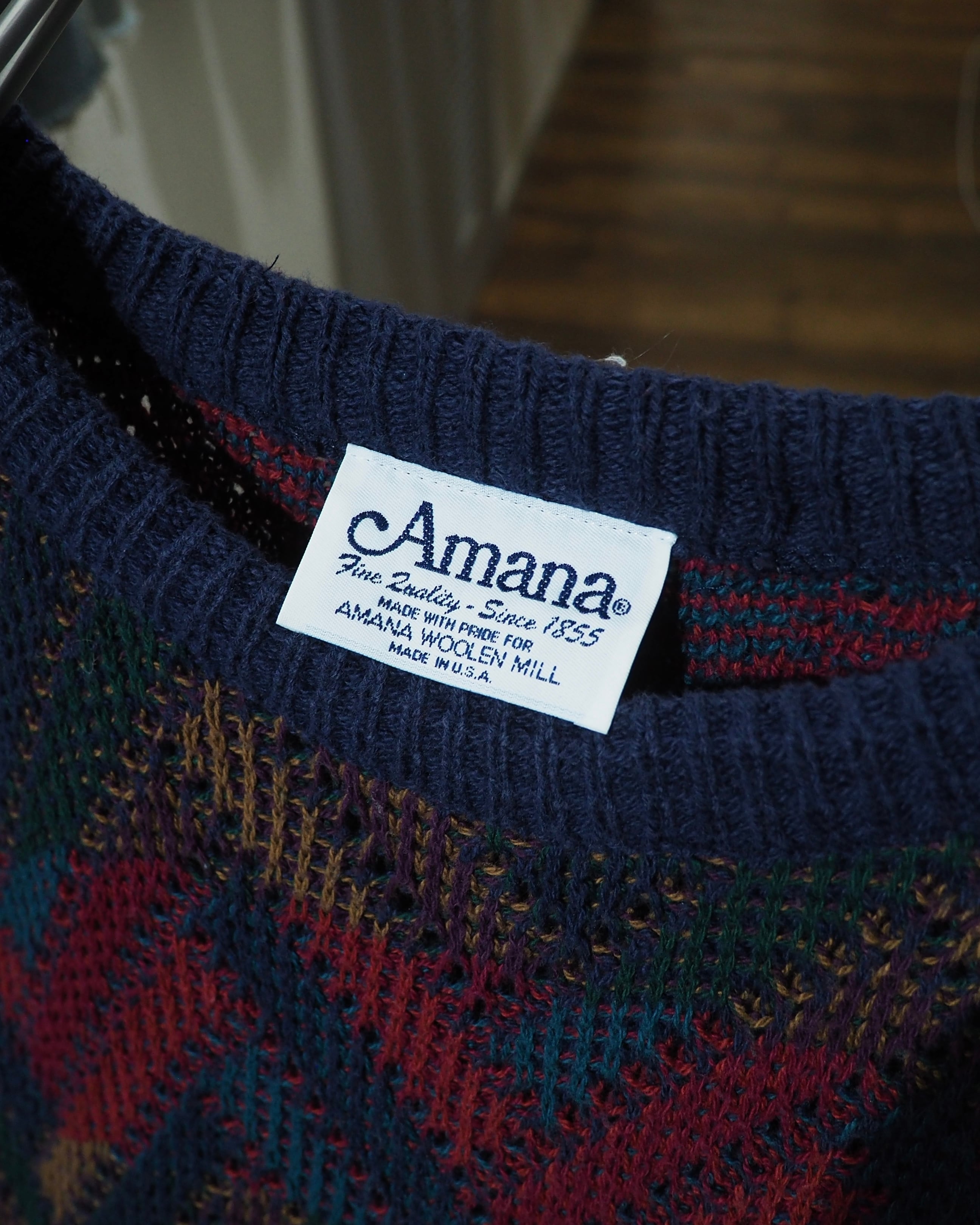 1980 - 90s ” Made in USA - Amana ” Zigzag Weaving Vintage Loose Knit