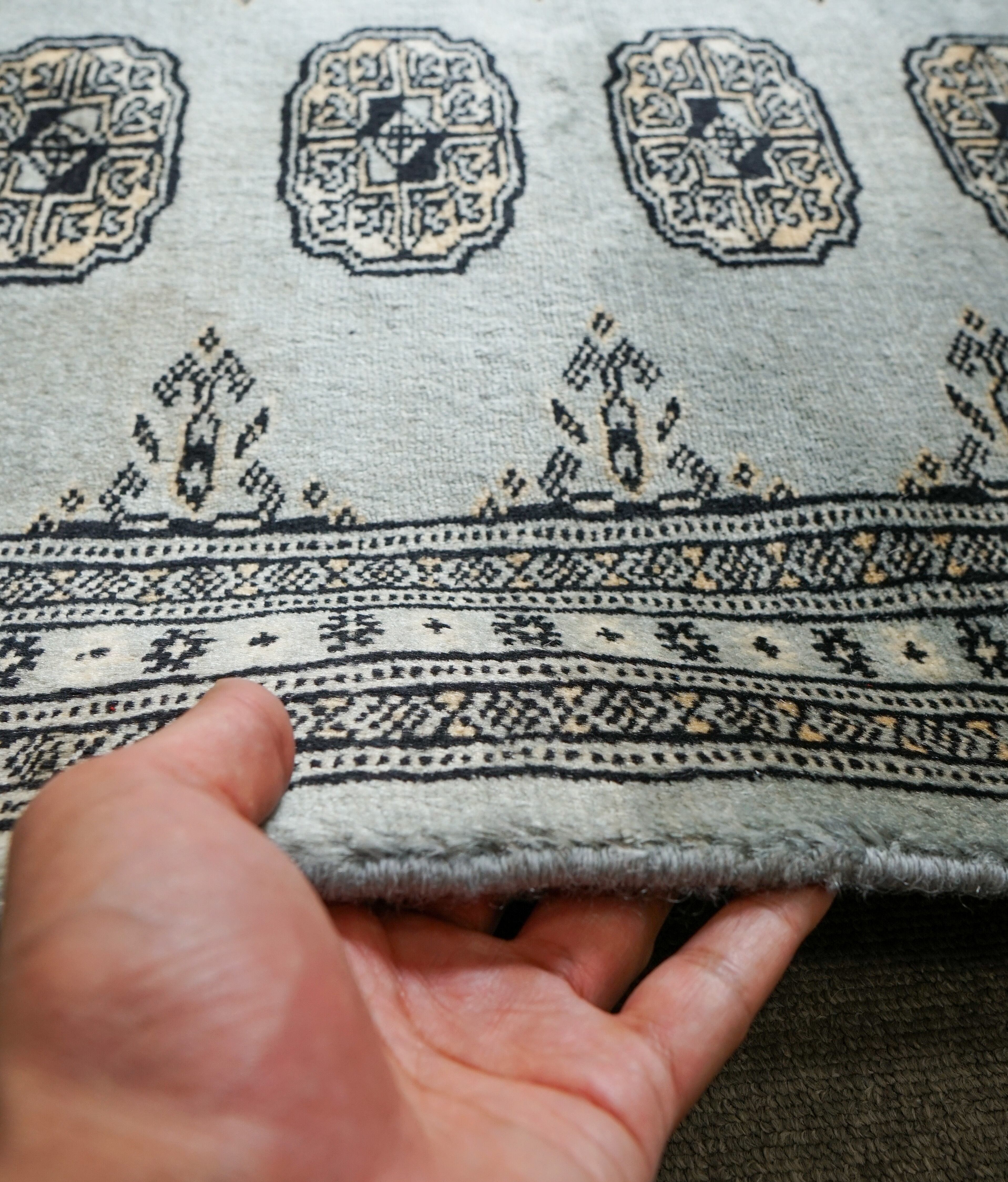 90×62cm トルクメン ボハララグ 手織り絨毯 パキスタン絨毯