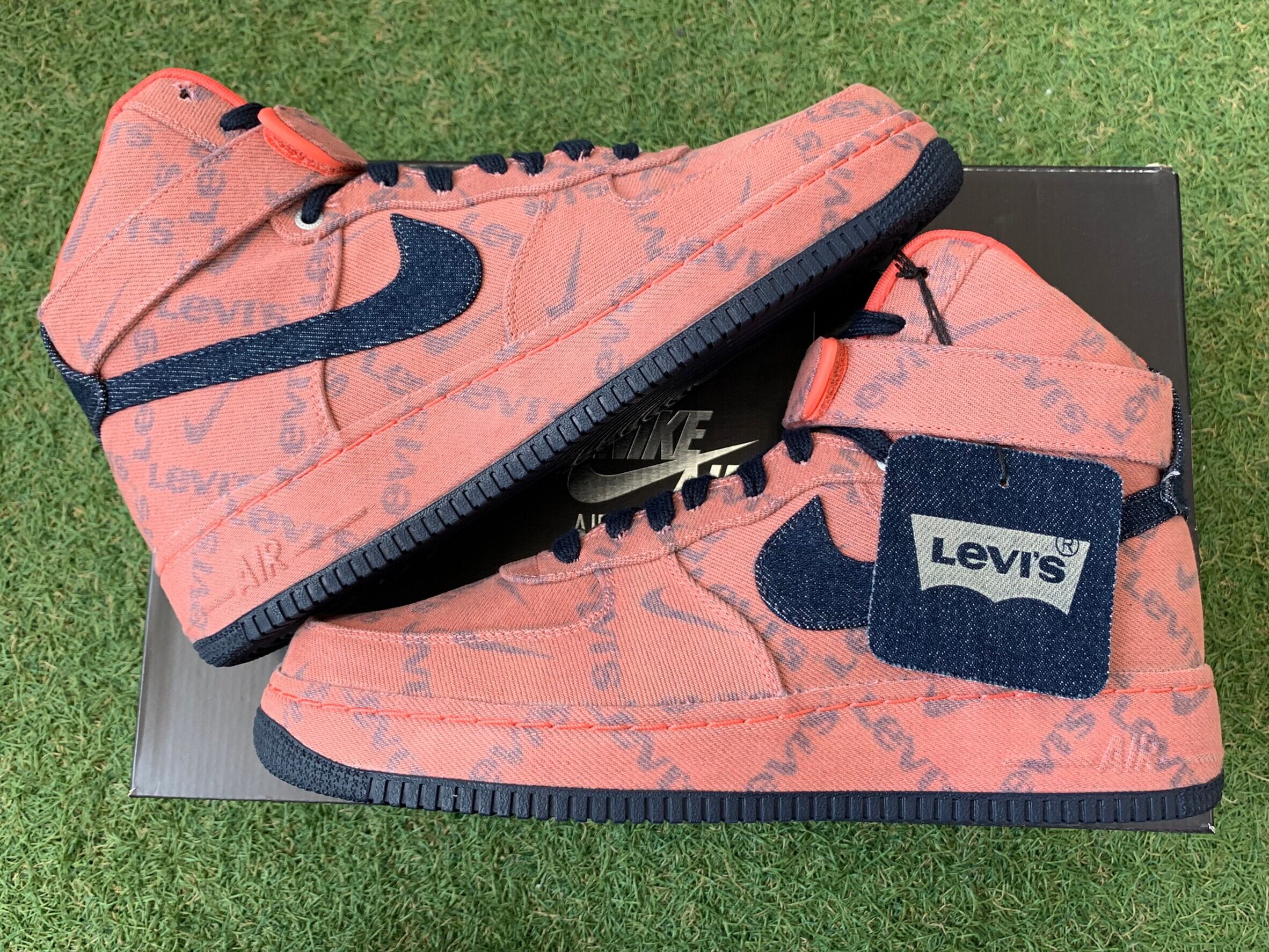 NIKE × LEVIS AIR FORCE 1 HIGH MAGIC EMBER CV0672-844 27.5cm 95572 