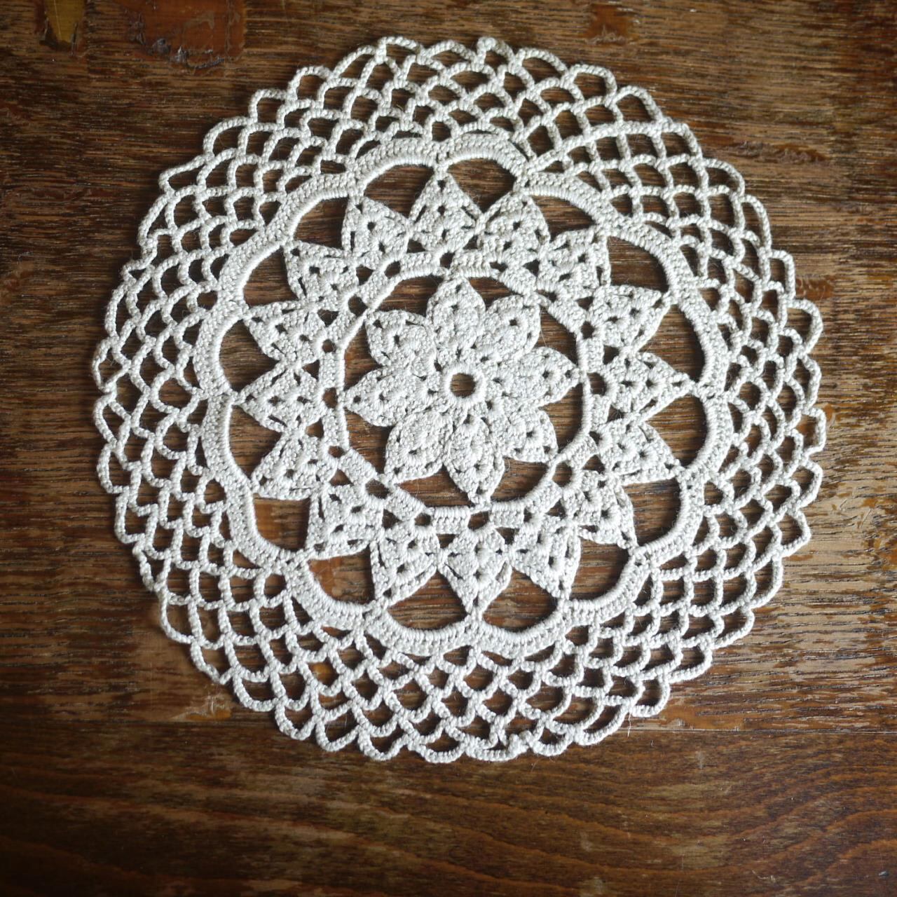 レース編みドイリー グリーン ドイツ