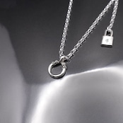 CROWN HORSESHOE w/ BLACK DIAMOND NECKLACE / クラウンホースシューブラックダイヤモンドネックレス
