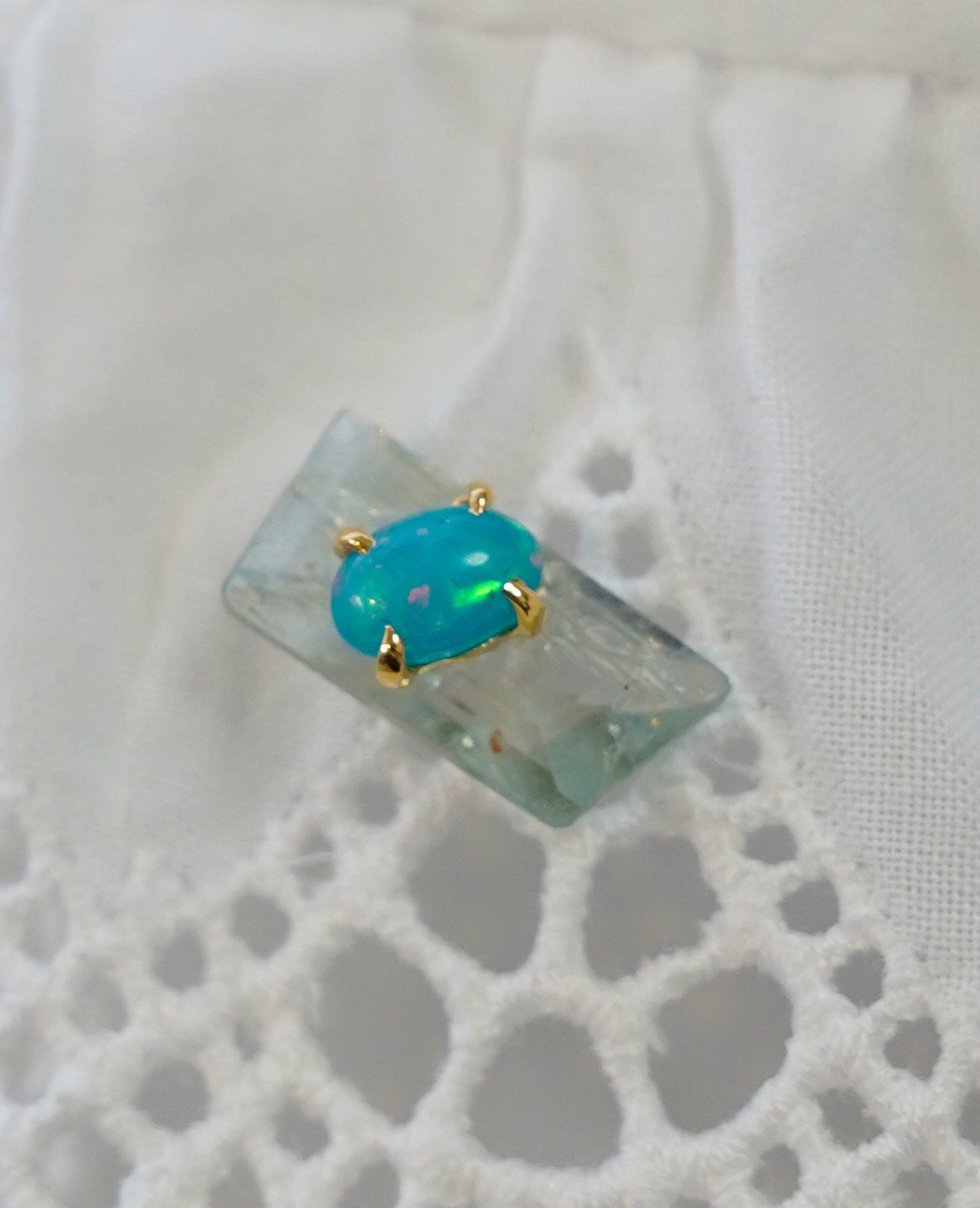 (SV)Feldsparl&Corol Opal pierced