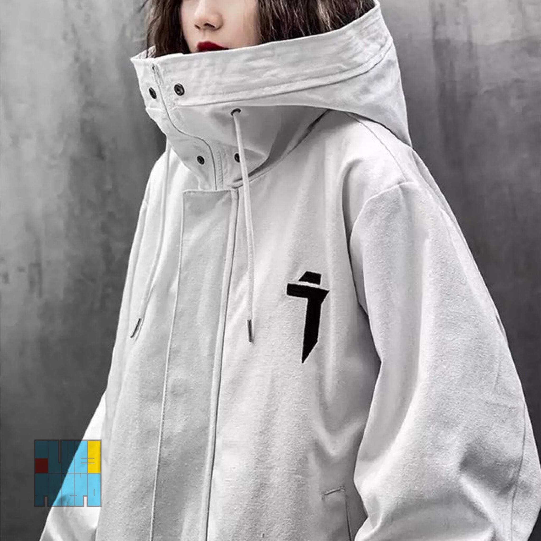 【 ビックフード ジャケット 白 】 吉業重工 Big hood cyber jacket - white / ワンポイント 刺繍 ブラックジャケット  ウィンドブレーカー ゆったり オーバーサイズ アウター レディース 原宿 韓国 ストリート ヒップホップ オタク K-POP かわいい おしゃれ ...