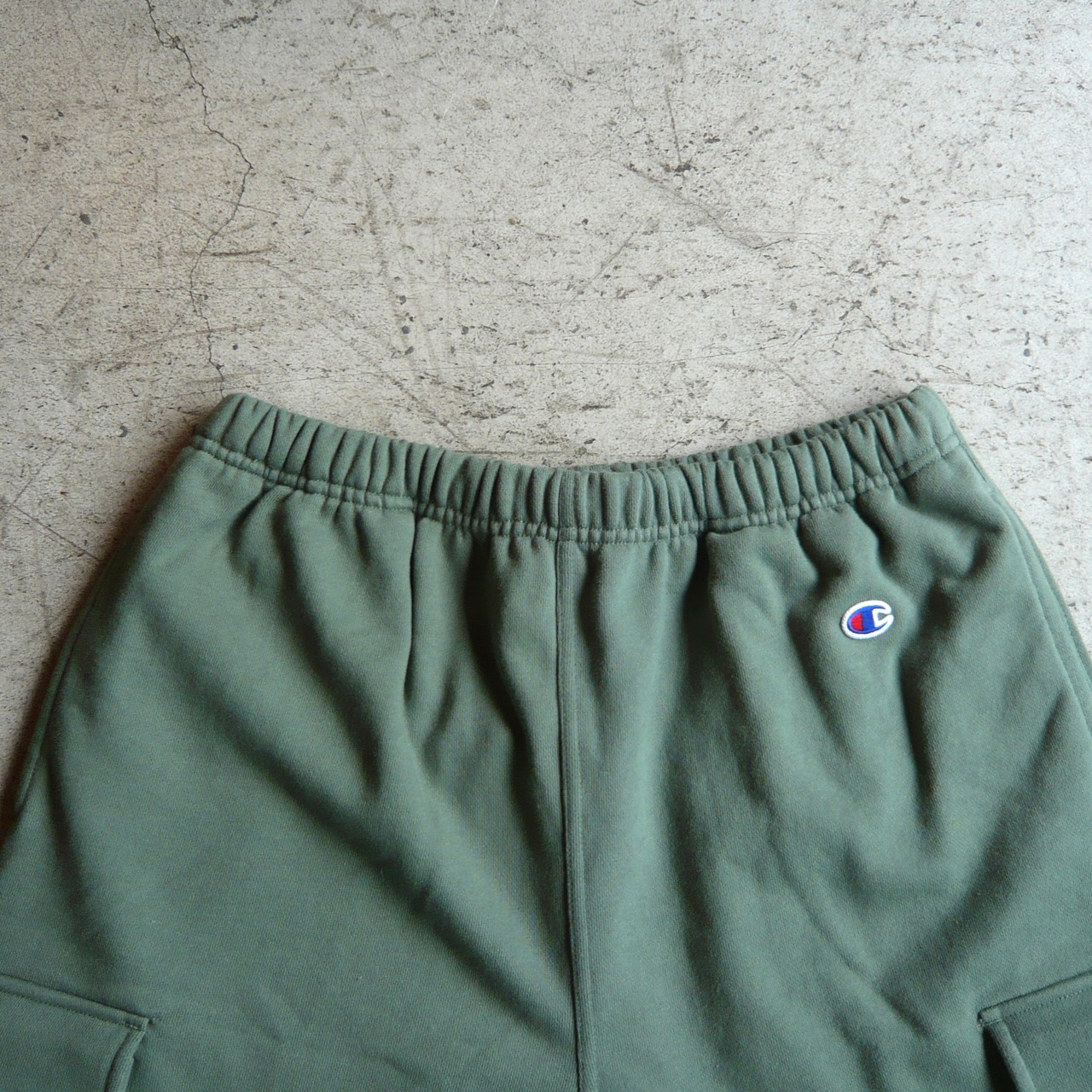 Champion スウェットカーゴショーツ GREEN