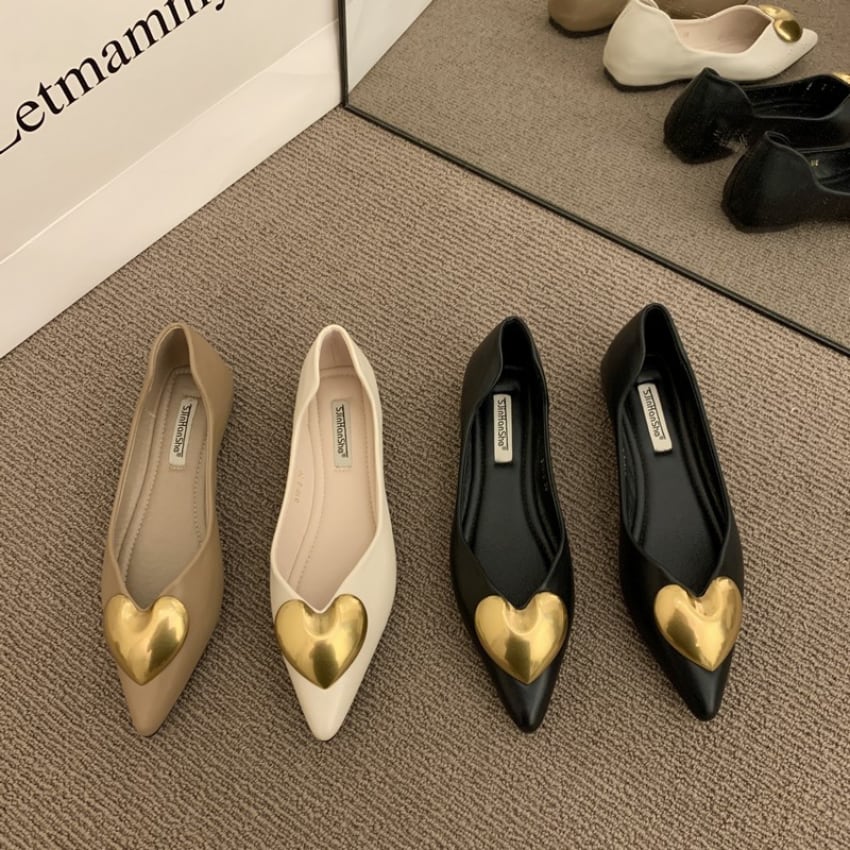 heart motif pointed toe leather flat shoes　J00216