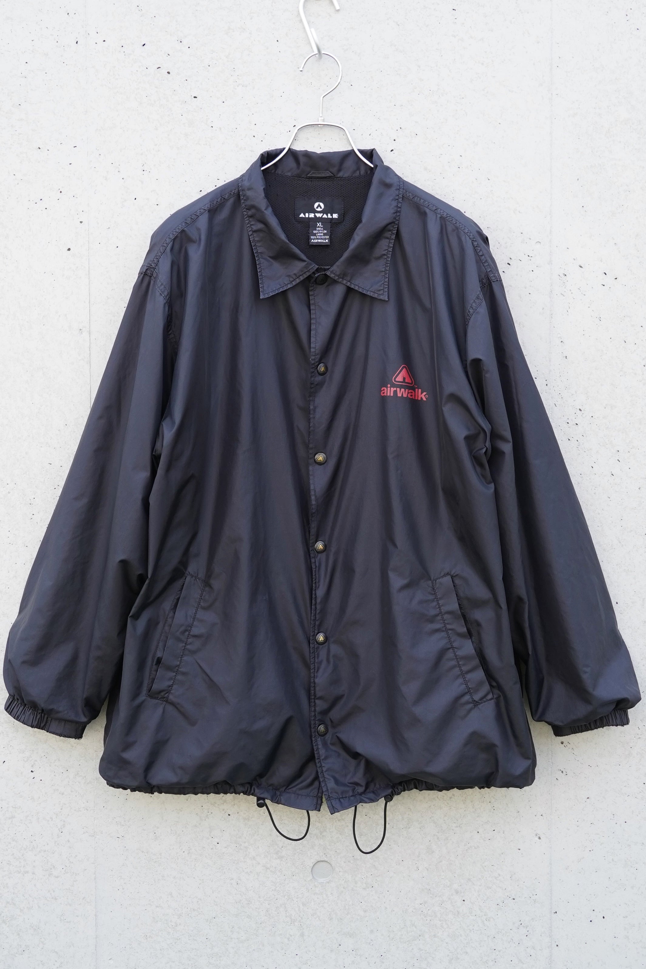 AIRWALK 90s–00s “A Daily Dose of Freedom” Nylon Coach Jacket / Black / XL