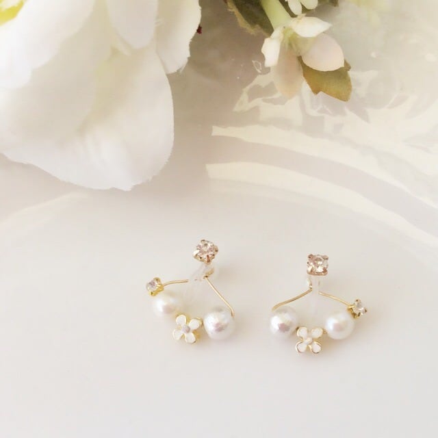 flower＊バックチャームイヤリング ／ピアス | CosmicForest