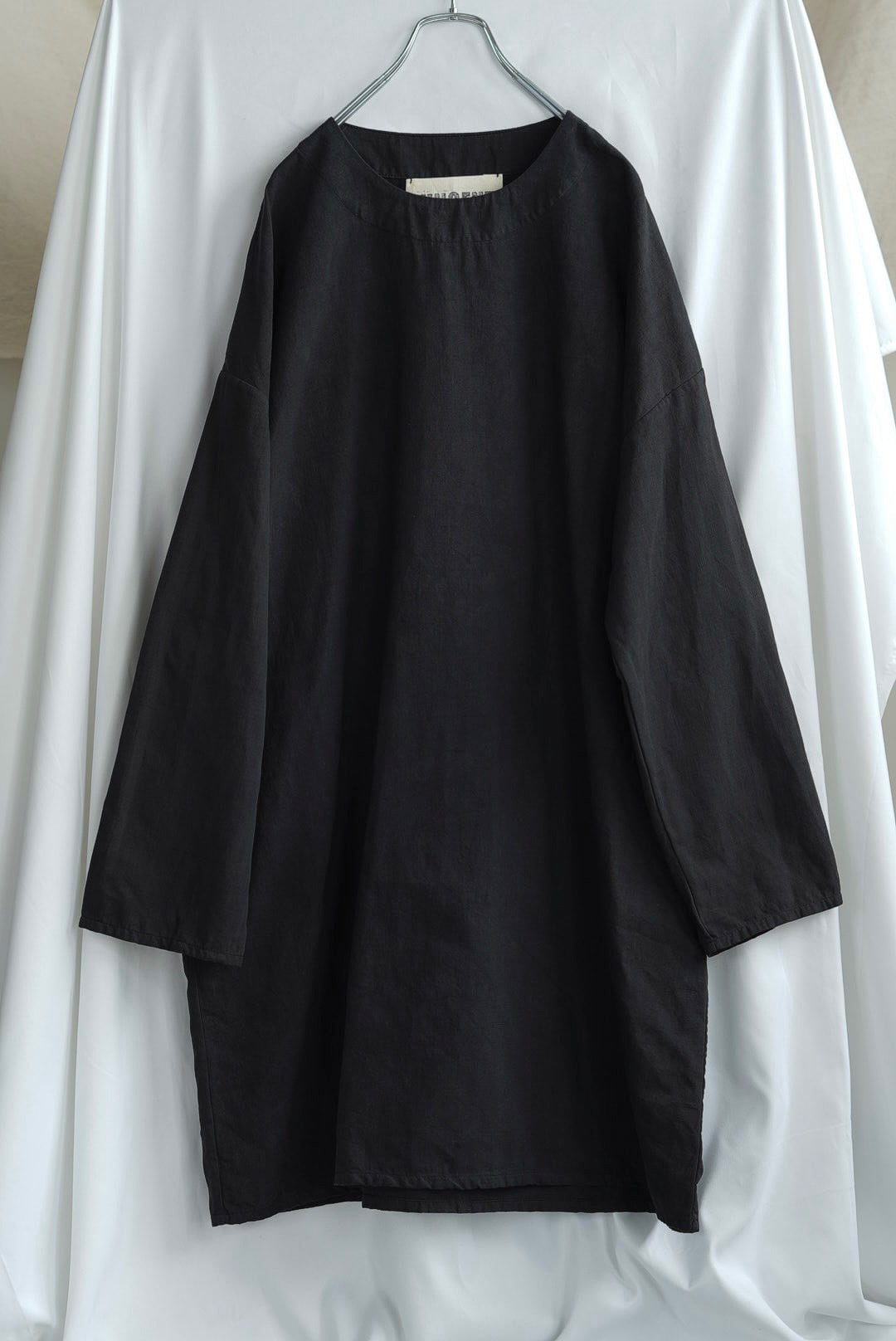 VINCENT JALBERT - VINTAGE FRENCH LINEN LONG T-SHIRT / BLACK
