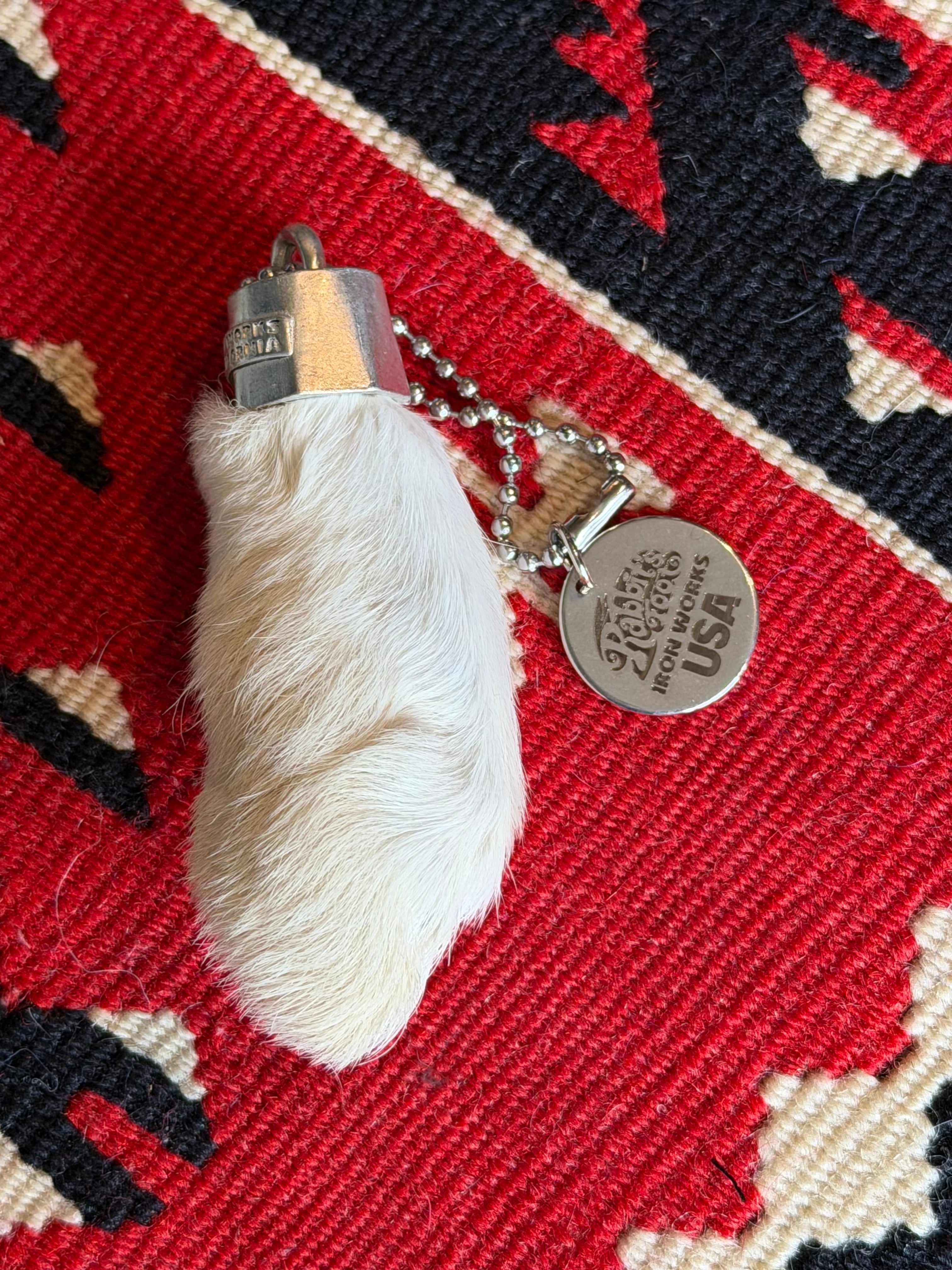 RABBITS FOOT KEY CHAIN 