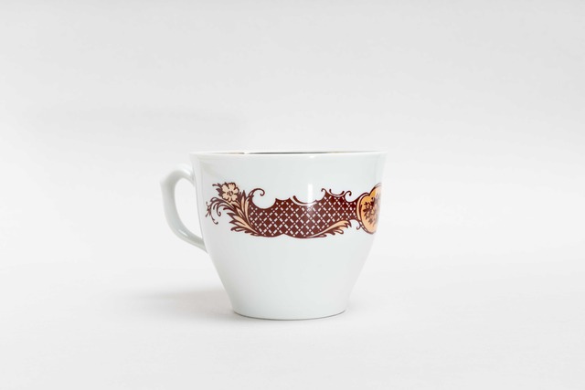 ヴィンテージ　大きめのカップ　ボグダノビッチ磁器工場　旧ソ連　0537