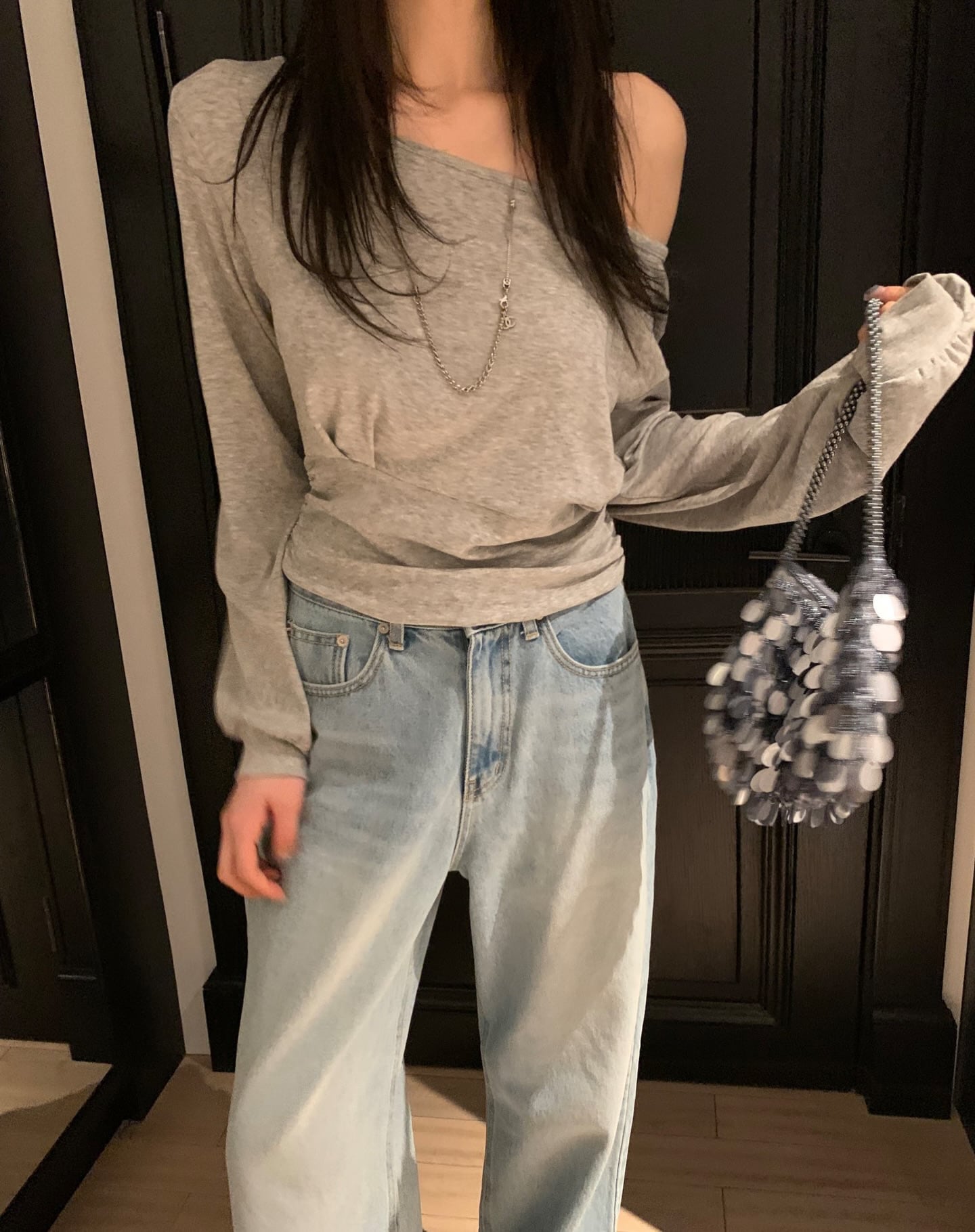 (即納)poster / Essential Shirring Tee / gray