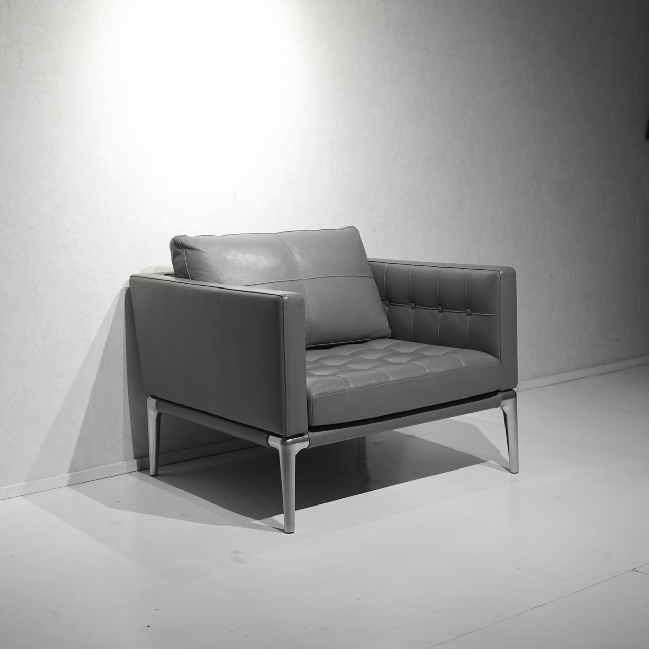 Cassina ixc. VOLAGE 1Pソファ / Philippe Starck 名作 デザイナーズ ソファ 1人掛け ヴォラージュ カッシーナ / 関連:マジス カルテル