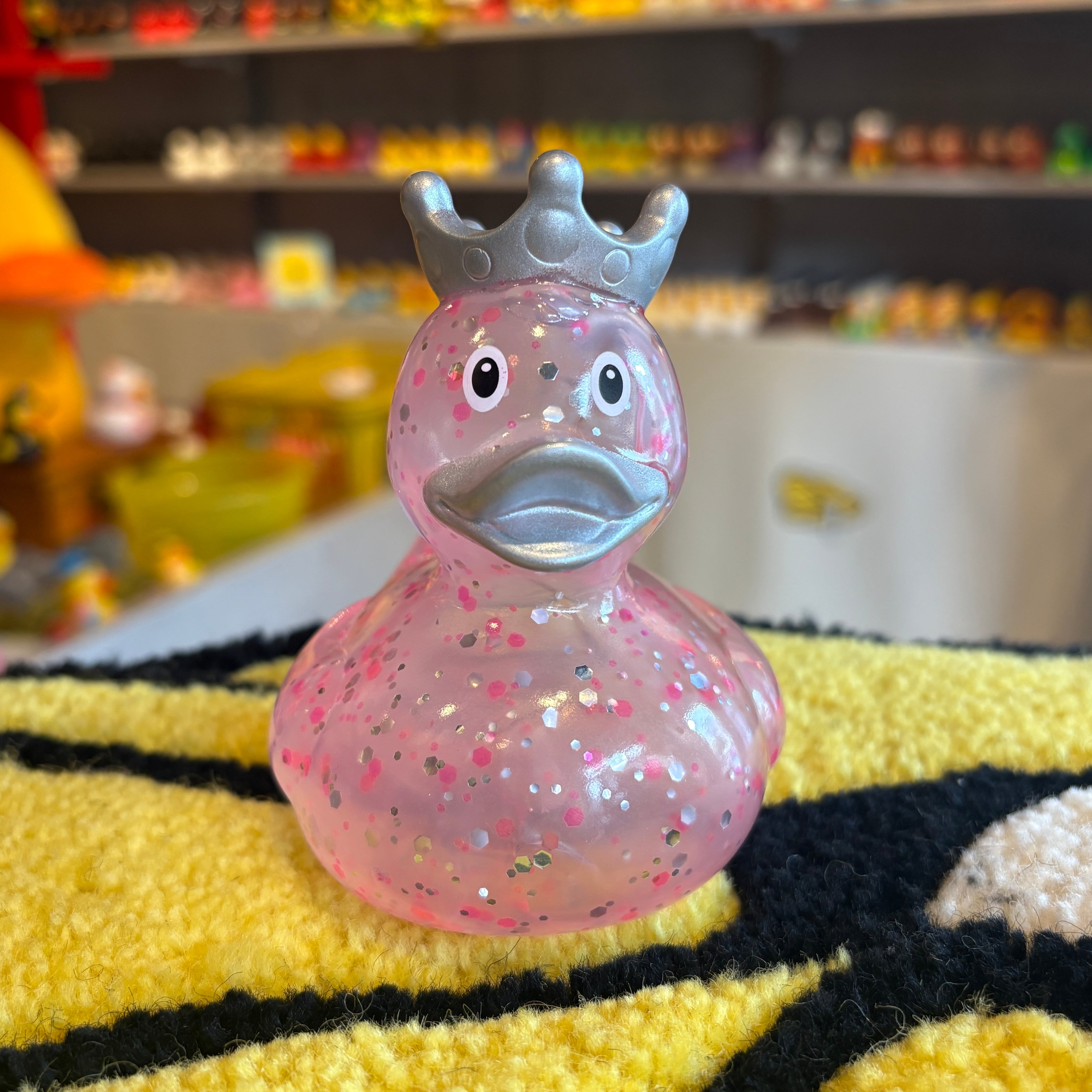 ピンクラメダック