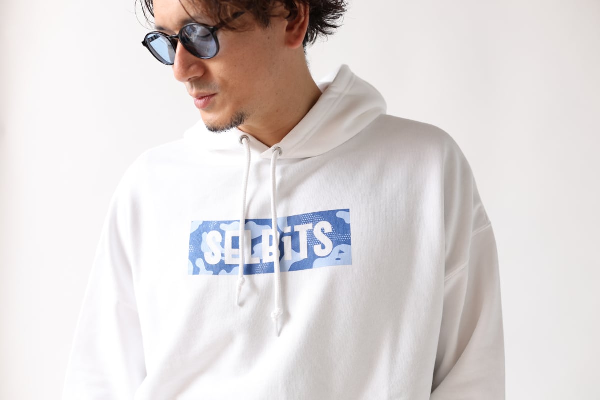 LOGO BLUE CAMOUFLAGE PARKA ”white” / 迷彩ロゴパーカー | SELBITS