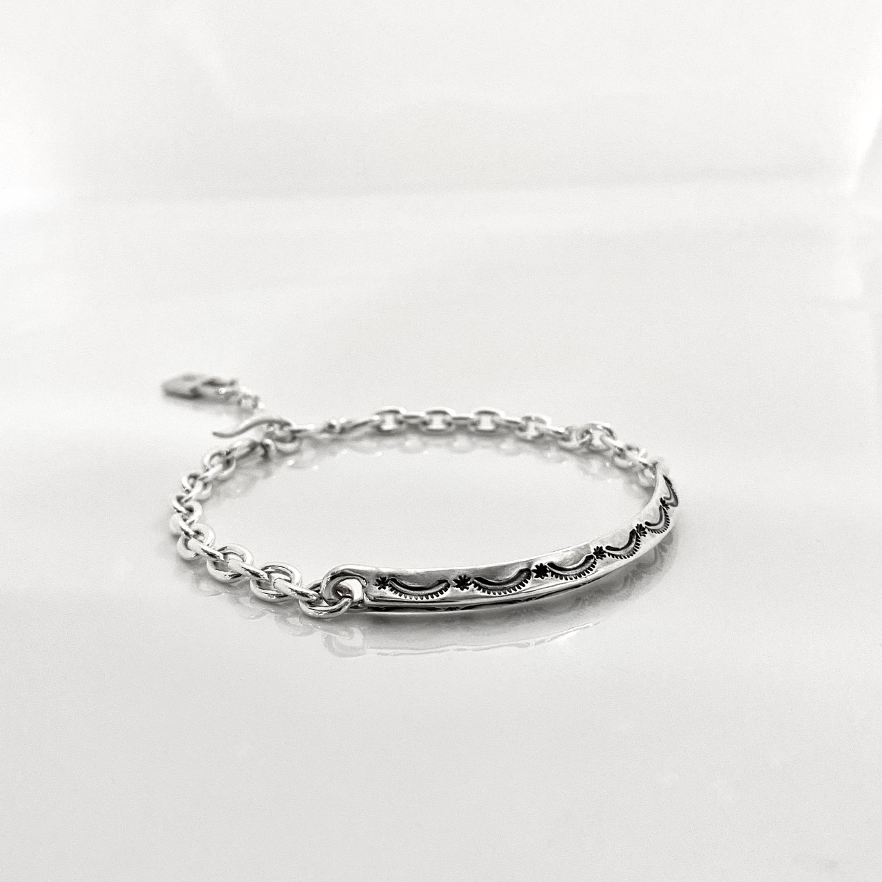 CHAIN BRACELET [SW:TRIANGLE] / スタンプワークトライアングルプレートチェーンブレスレット