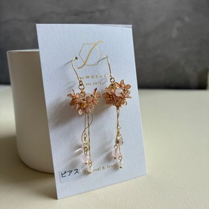 桃のお花ピアス、イヤリング