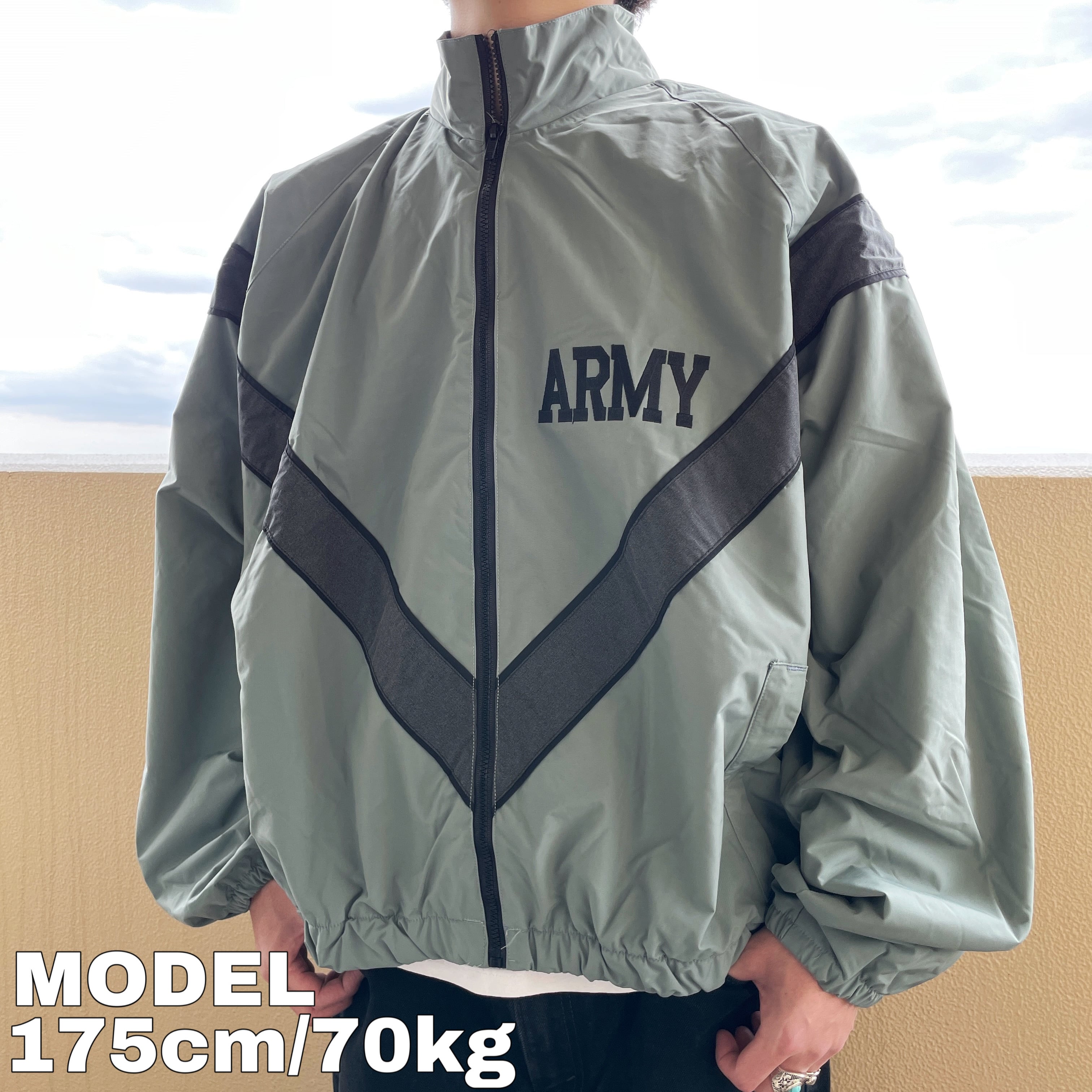 アメリカ軍 U.S.ARMY IPFU トレーニングジャケット ワンポイント刺繍