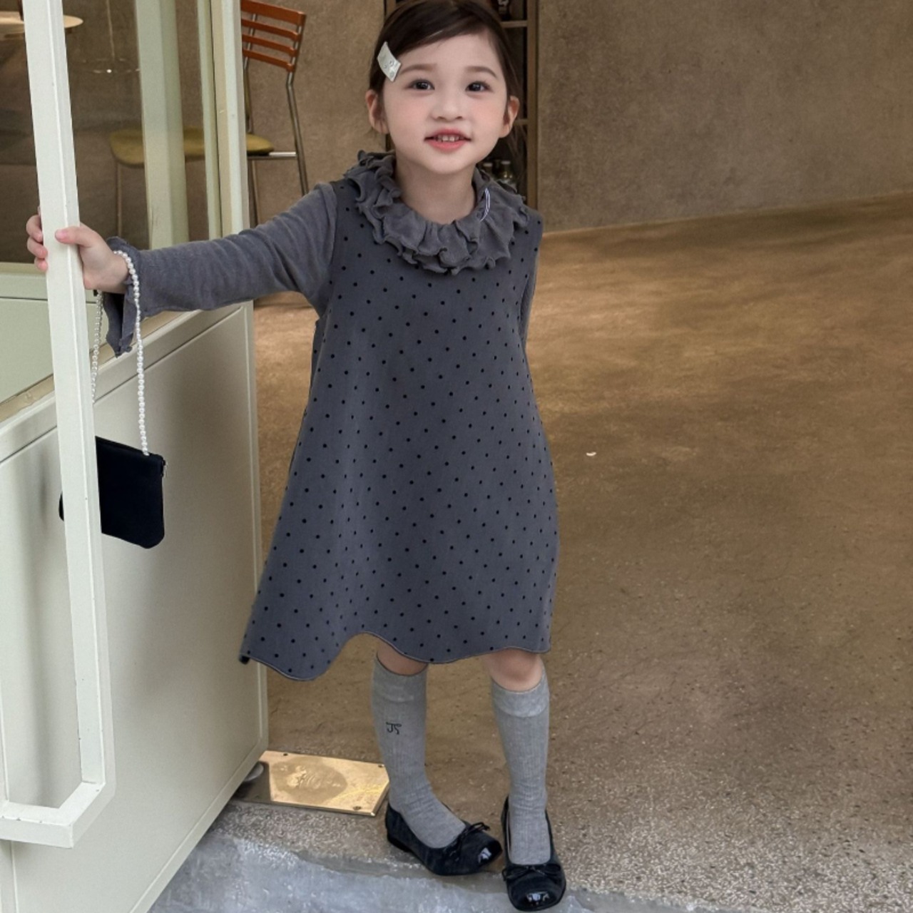 秋フリルカラーTシャツ