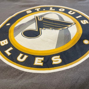 【GILDAN】NHL アイスホッケー プリント Tシャツ St Louis Blues セントルイスブルース XL ビッグサイズ プロチーム US古着 アメリカ古着