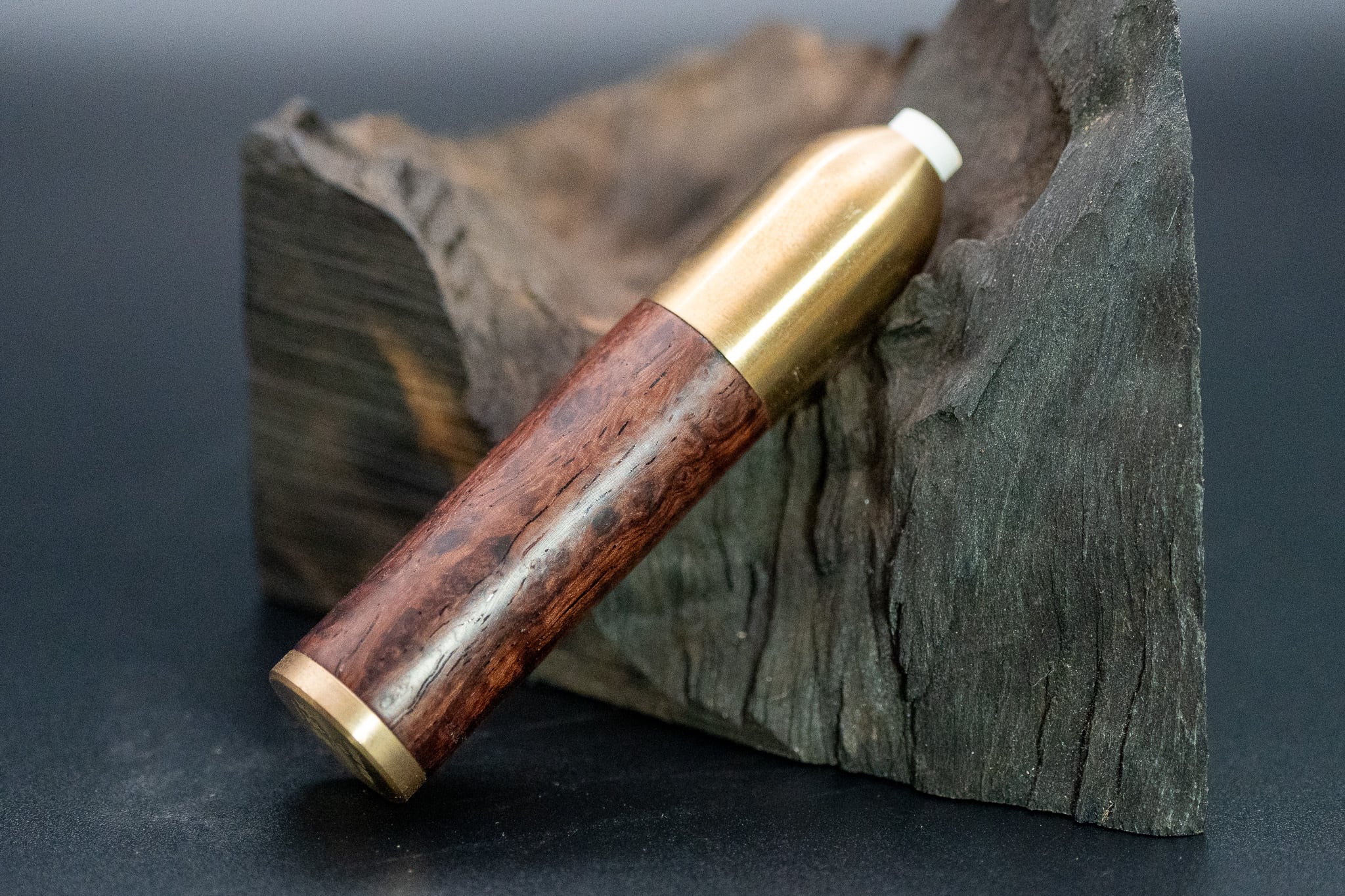 【最高峰の鳥眼杢】バーズアイローズウッド 特上 ツイスト消しゴム gold