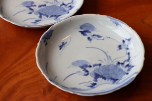 中皿 六寸 古伊万里 染付 花蝶文