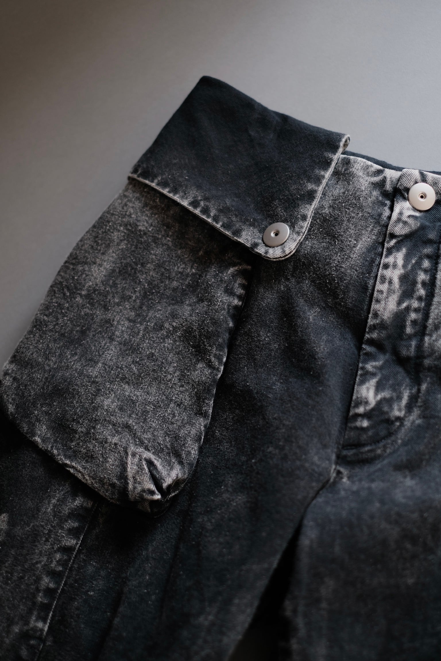 OMAR AFRIDI / TOTEM CARGO TROUSERS | LIVING OMAR AFRIDI / TOTEM CARGO TROUSERS | LIVING