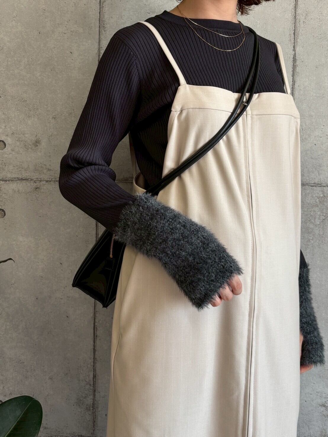 R771205 シャギー切替フィンガーリブニット | ROSIEE