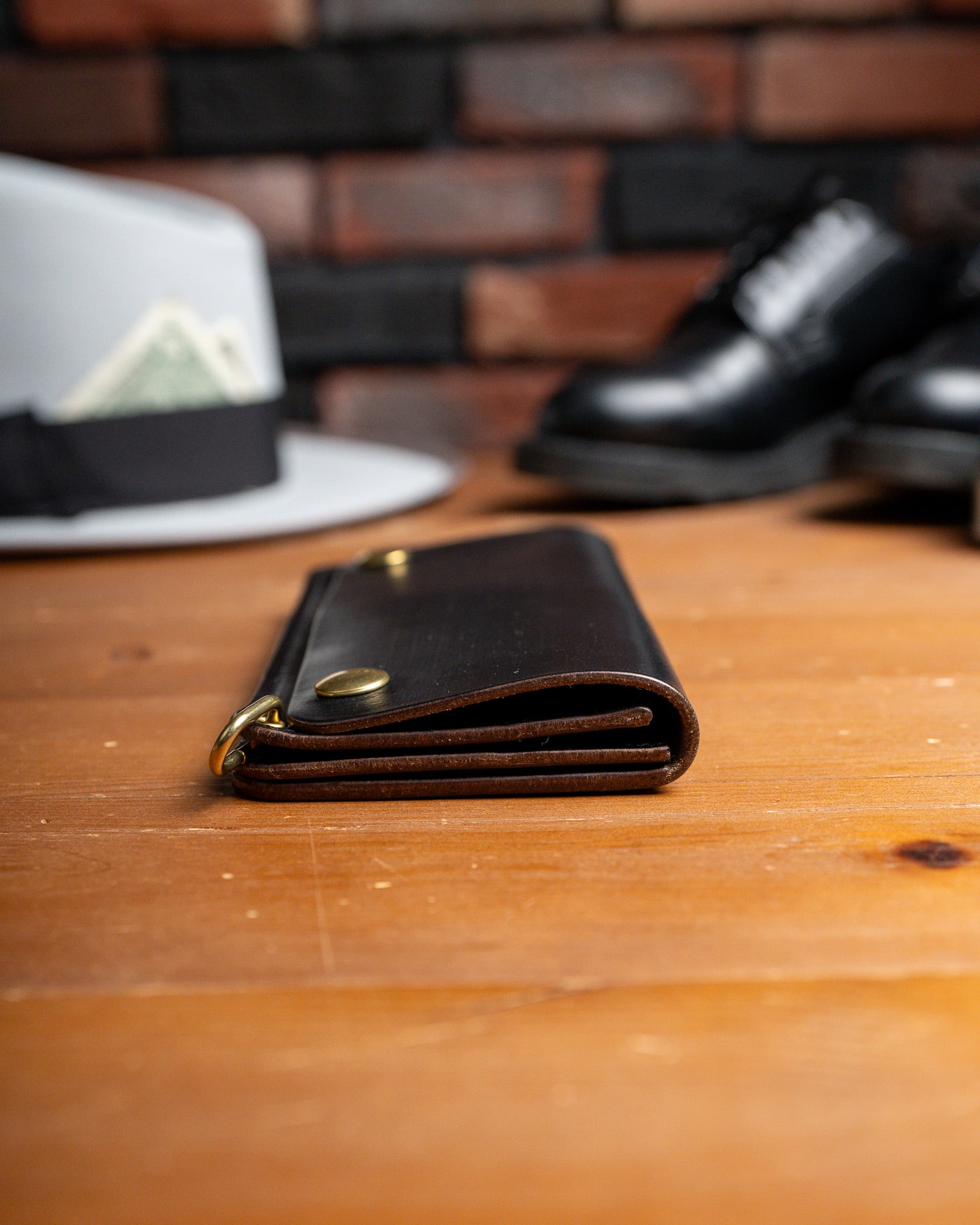Additive and Line】Tracker Wallet TW-004 Horween Chromexcel 3層
