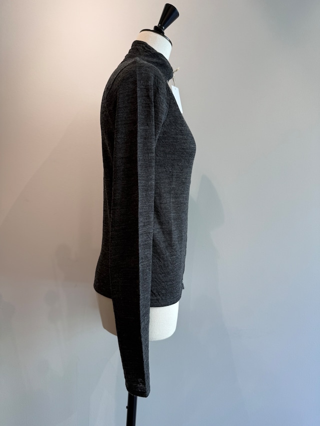 ERiKOKATORi/EK13-3-1 wool sheer high neck top Dark grey