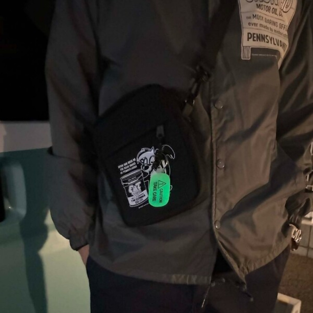 【SHYNESS ラバーキーリング  グローインザダーク