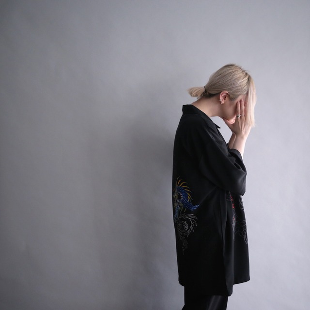 "漢字×龍" embroidery design black loose shirt