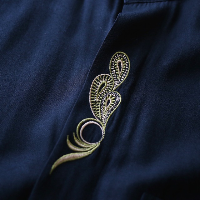 "刺繍" art design fry-front band collar minimal mode shirt