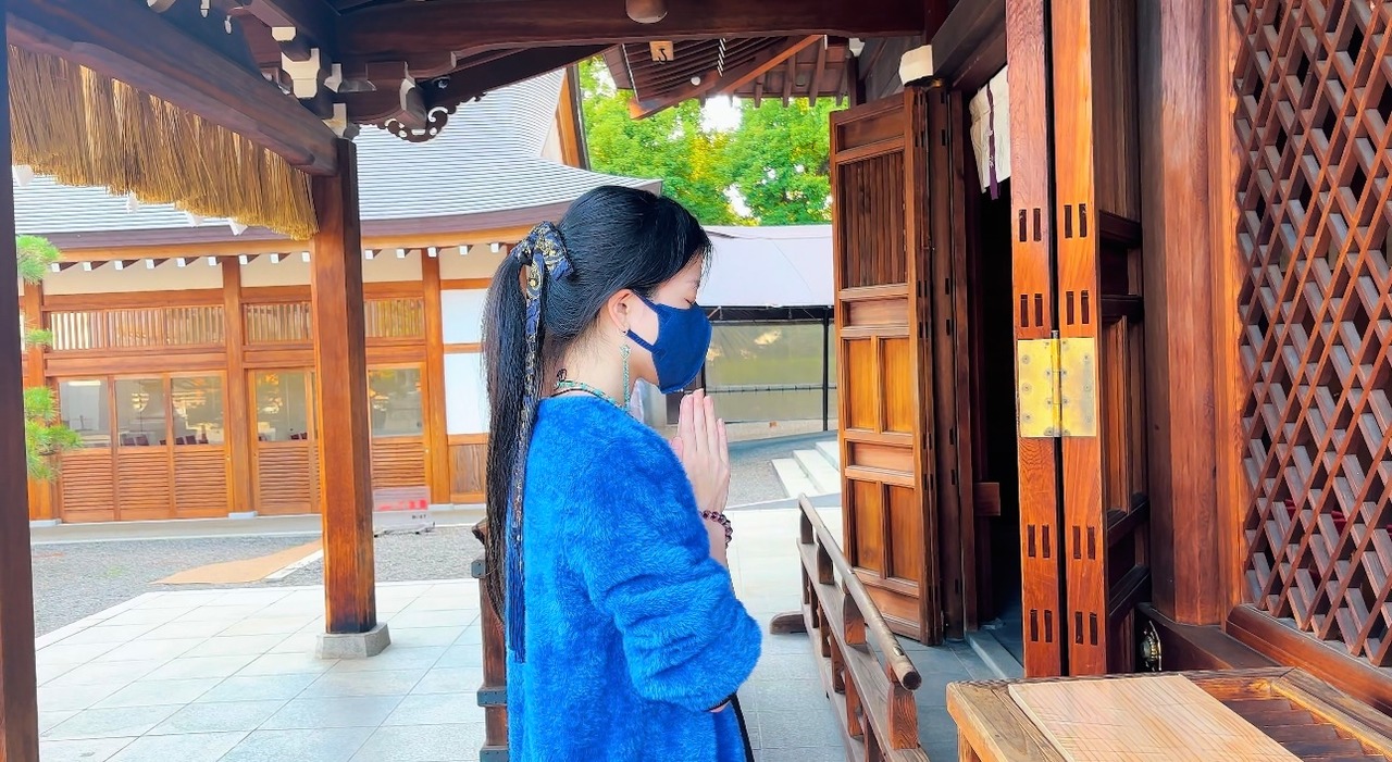 太陽と神秘 龍女復活の石