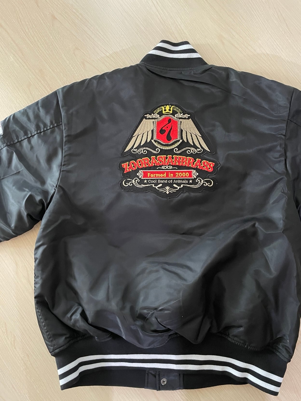 期間限定セール価格‼️限定4着✨】スタジアムジャンパー | ズーラシア