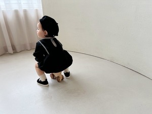 【bebe nine】ベビーアンバースーツ ブラック 70〜90cm 240847