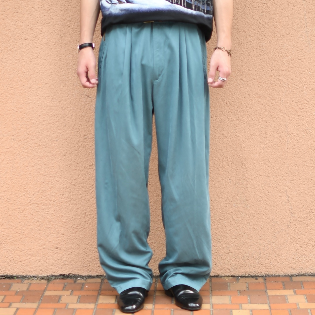 drape silhouette rayon blend 3tuck slacks emerald green