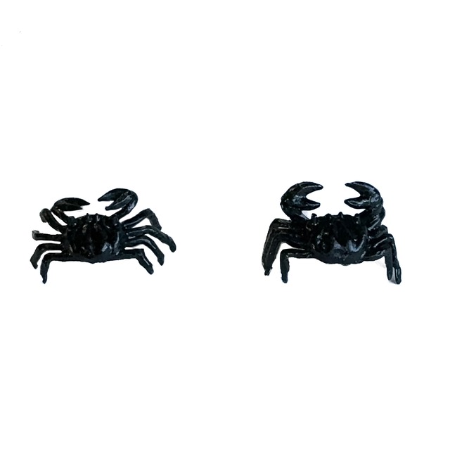 カニ 大　33×高12ｍｍ（ 黒）