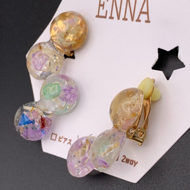 アシンメトリーピアス／イヤリング