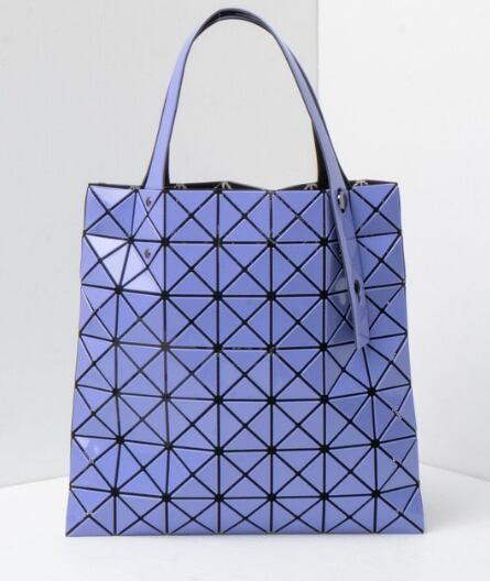 バオバオイッセイミヤケ BAO BAO ISSEY MIYAKE BB16AG517 80 ラベンダー トートバッグ