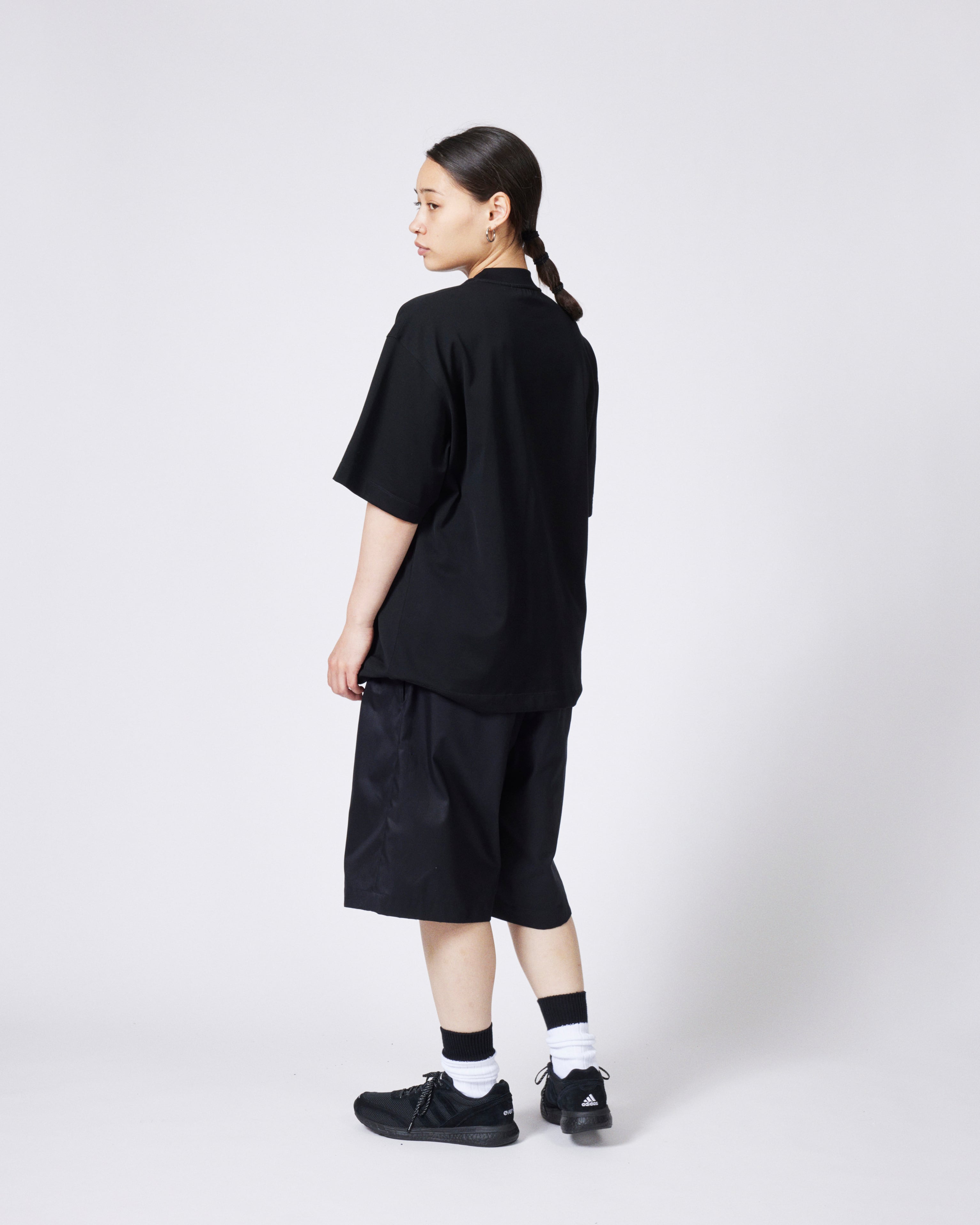 everyone two tuck cotton wide short pants (BLACK) | everyone