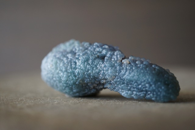 グレープアゲート(ボトリオイダル・アメシスト) Grape Agate (Amethyst) 1687