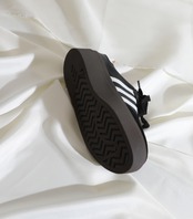 マットレザー厚底スニーカー