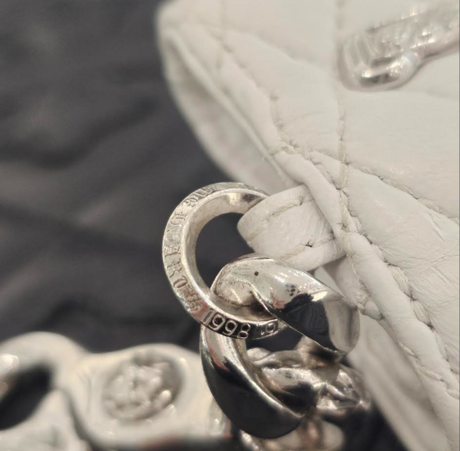CHROME HEARTS クロムハーツ エアポッズ レザーケース | chromehearts CHROME HEARTS クロムハーツ エアポッズ レザーケース | chromehearts