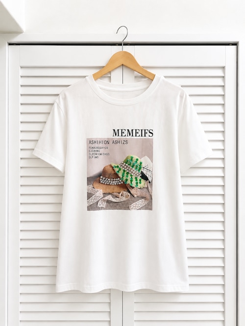 帽子柄ビジュー付きTシャツ