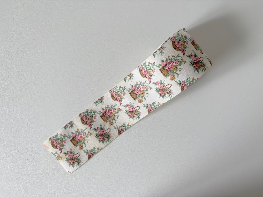 【U.S.】バスケットに入ったお花柄のテープ(2m18cm) / Floral patterned tape in a basket (2m 18cm)