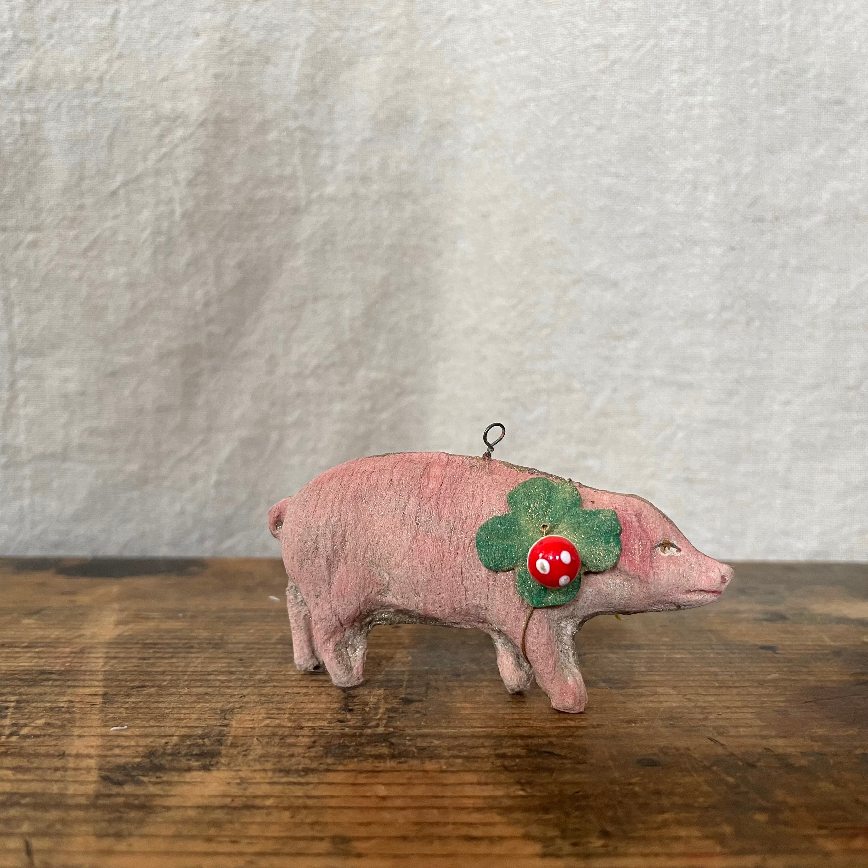 パピエマシェのブタさん