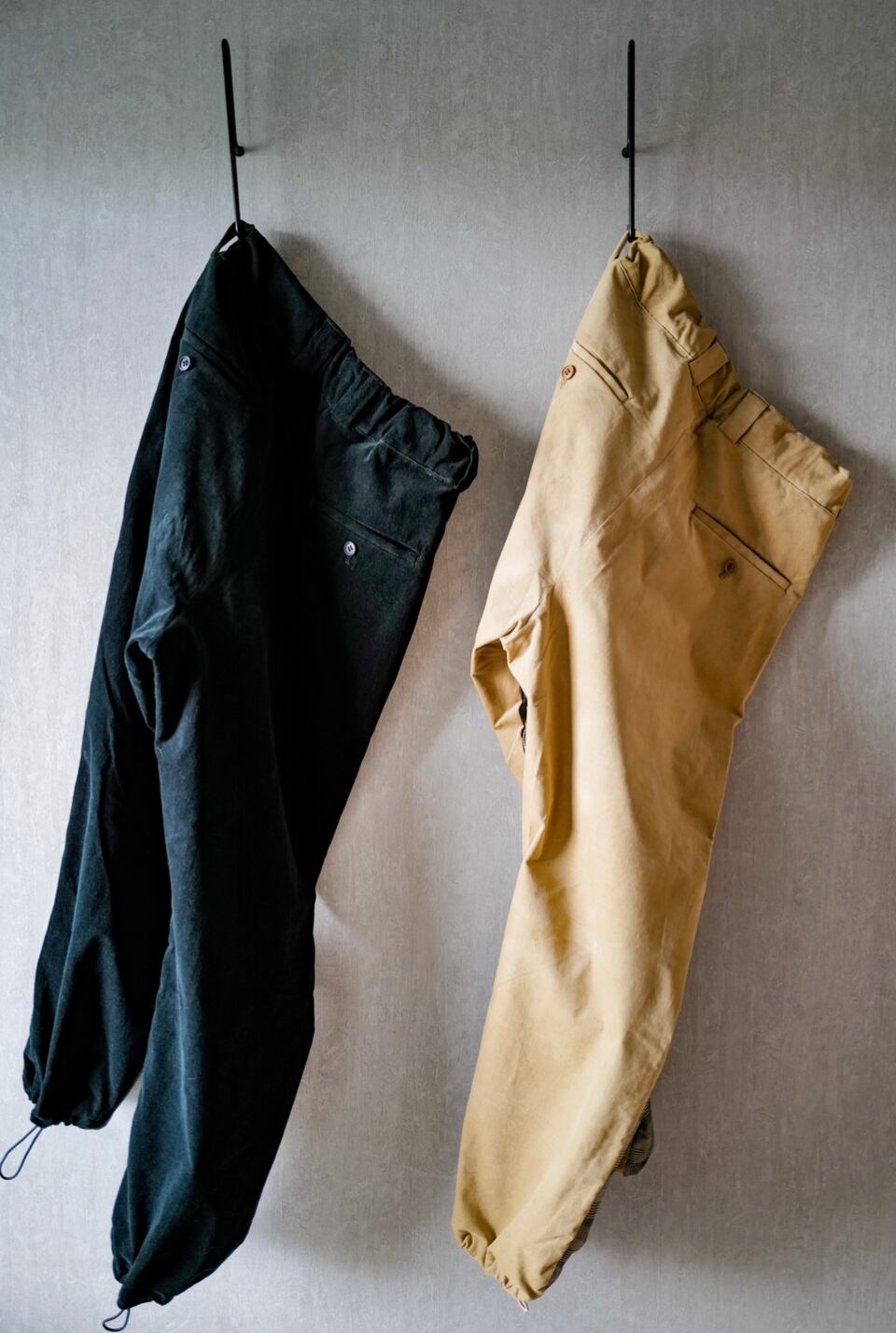 GABBY BICOLOR PANTS-Gray Black | GABBY