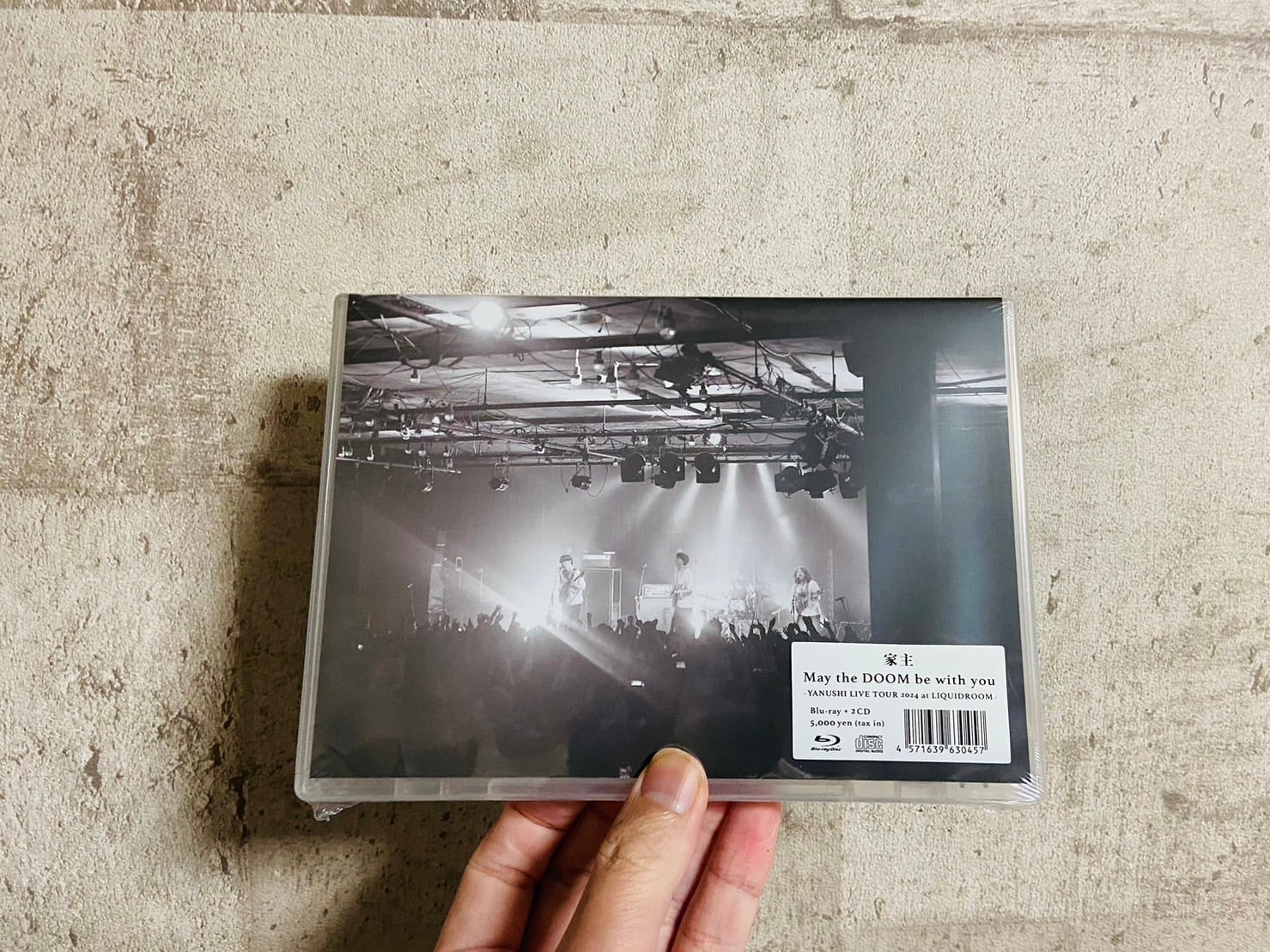 12/18発売】(Blu-ray+2CD) 家主 「May the DOOM be with you -YANUSHI