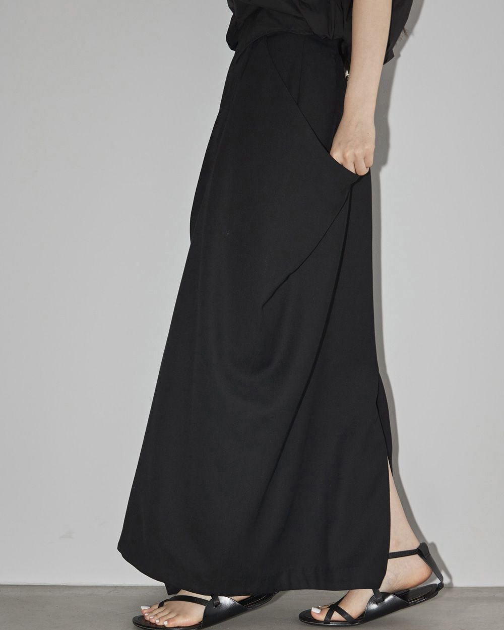 Todayful トゥデイフル Drape Satin Skirt ブラック36 www ...